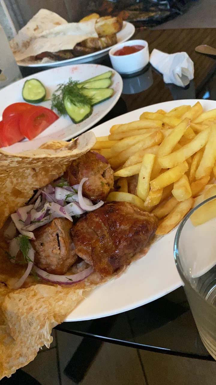 <span style="font-weight: bold;">Шашлык с картофелем фри </span>